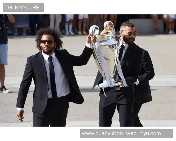 马塞洛回顾皇马夺第14座欧冠历程感激穆里尼奥的指导与支持 马塞洛回顾皇马夺第14座欧冠历程感激穆里尼奥的指导与支持