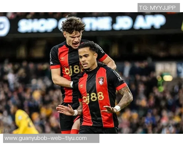 尤文图斯关注伯恩茅斯后卫塞内西计划明夏免签引发热议